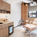 Lujo Cálido: Cole and Co Hair